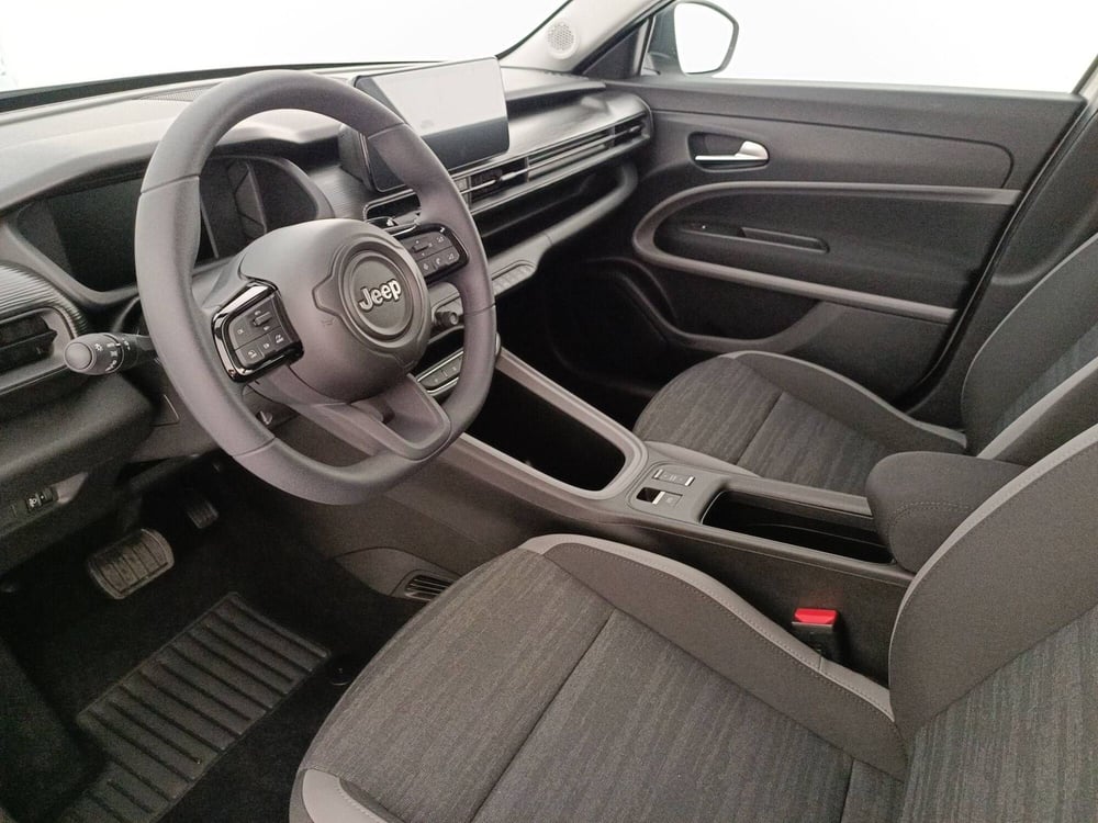 Jeep Avenger nuova a Treviso (9)