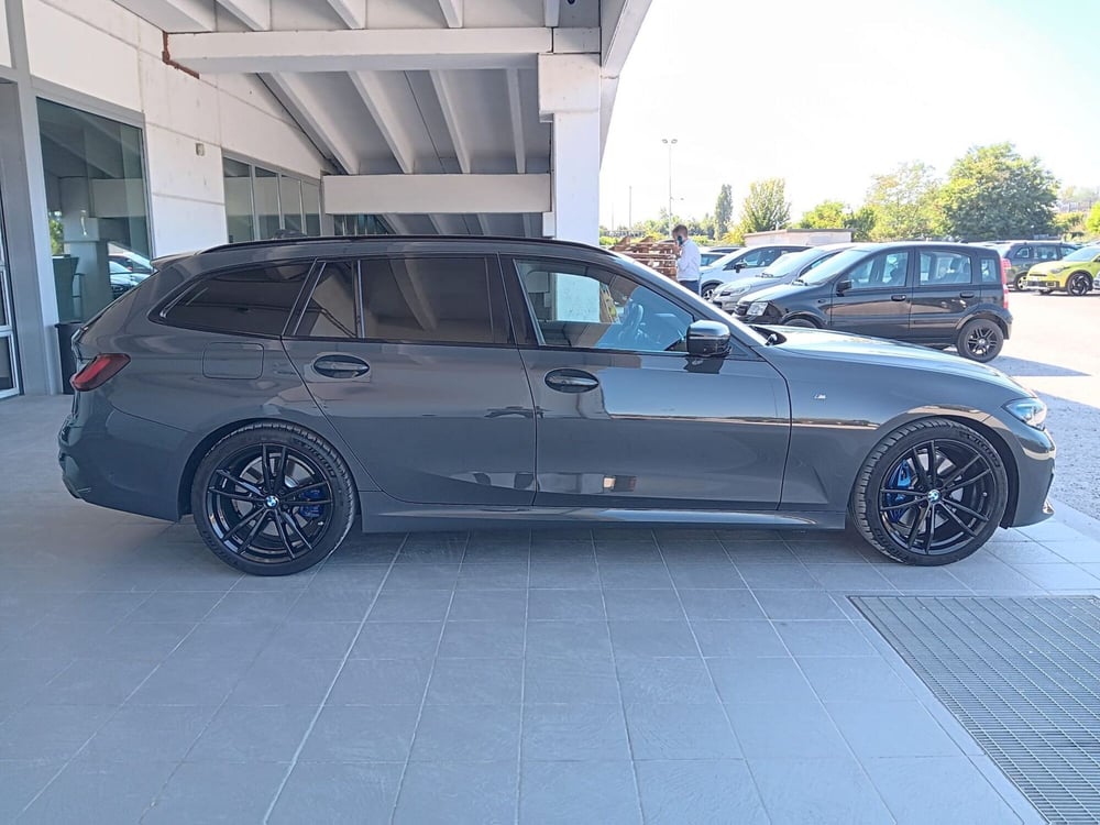 BMW Serie 3 Touring usata a Asti (7)