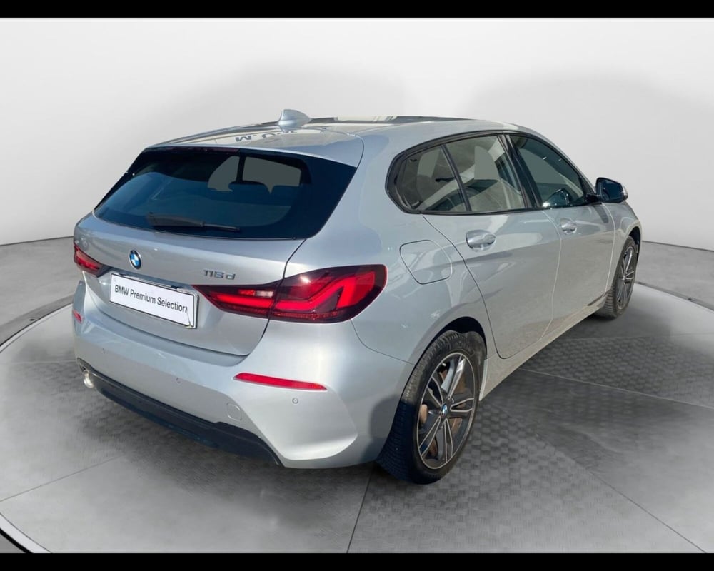 BMW Serie 1 usata a Caserta (9)