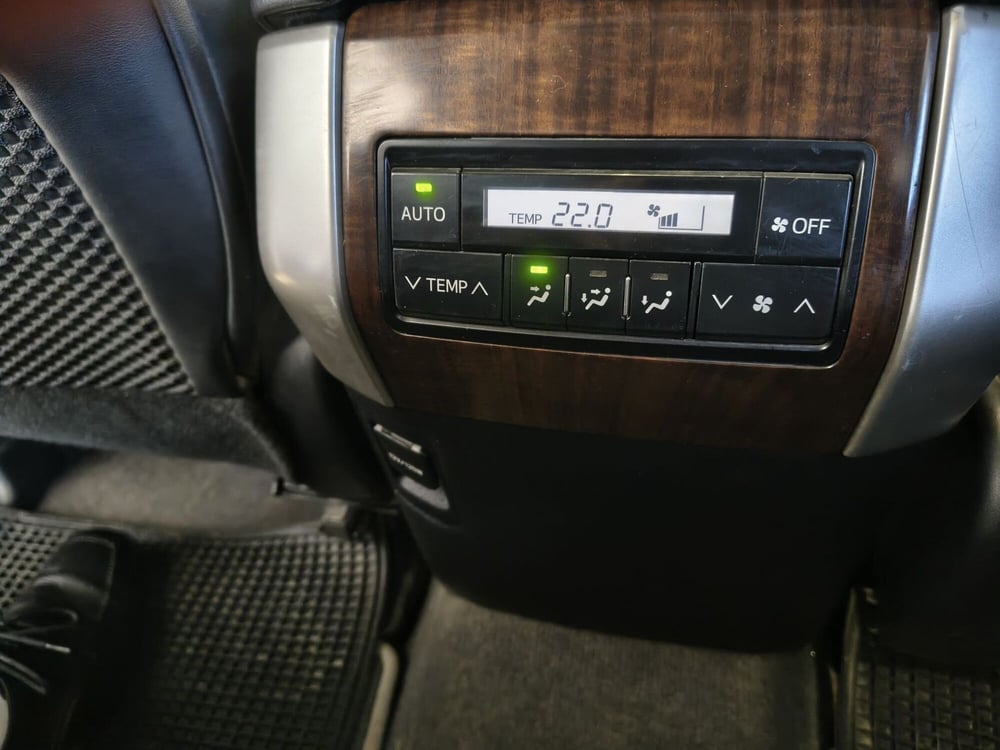 Toyota Land Cruiser usata a Vercelli (11)