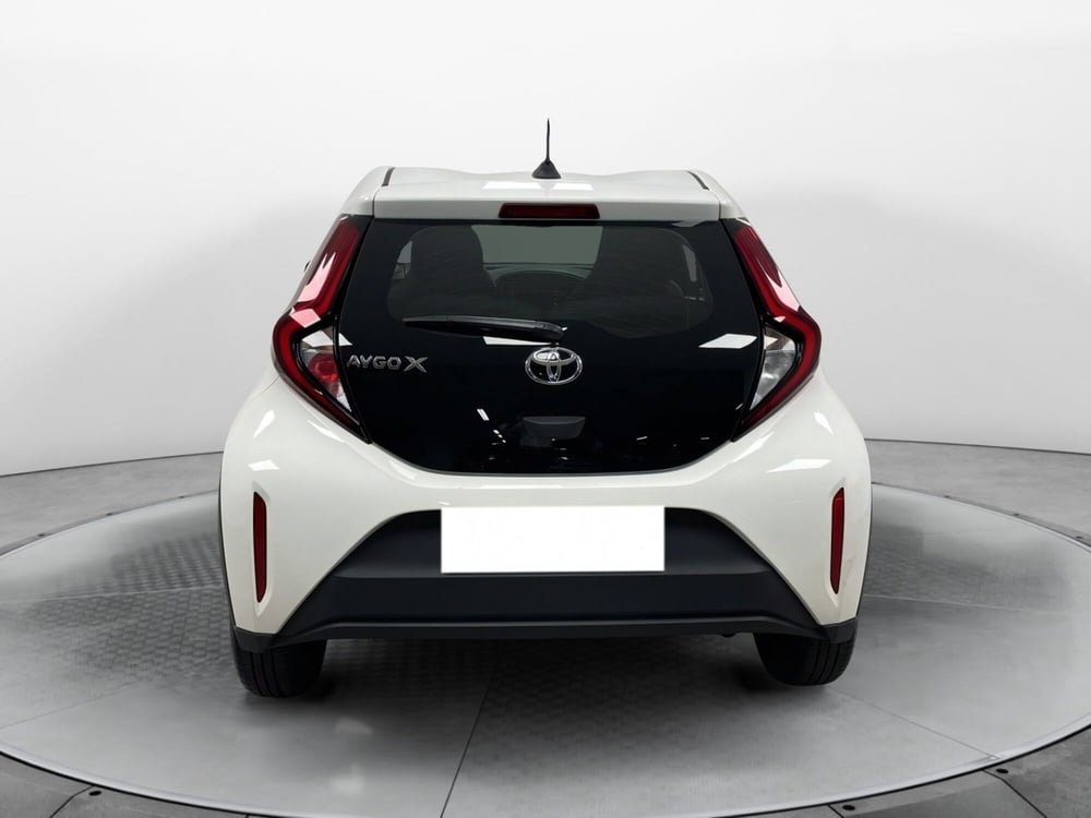 Toyota Aygo X usata a Varese (5)