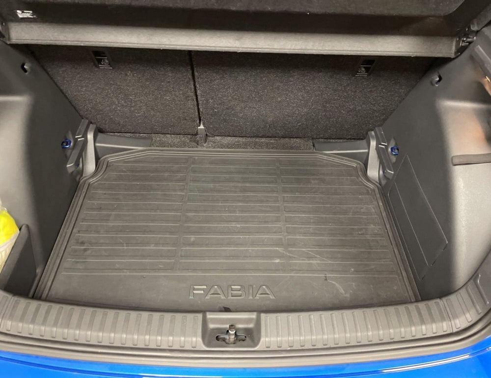 Skoda Fabia usata a Varese (12)