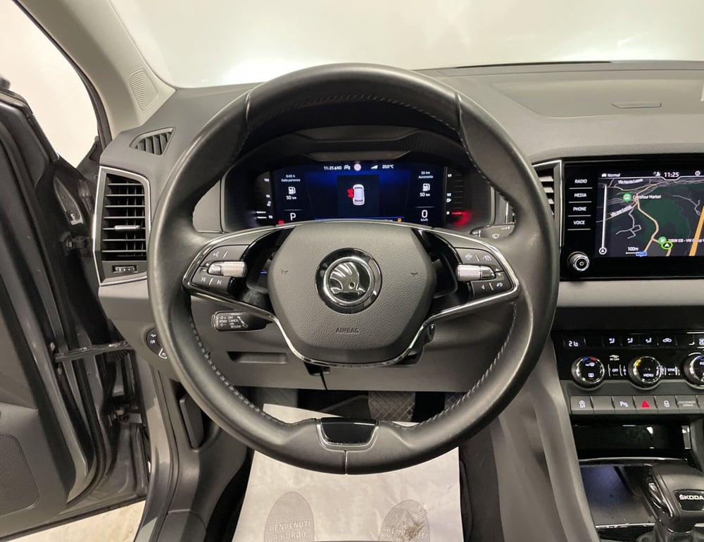 Skoda Karoq usata a Varese (18)