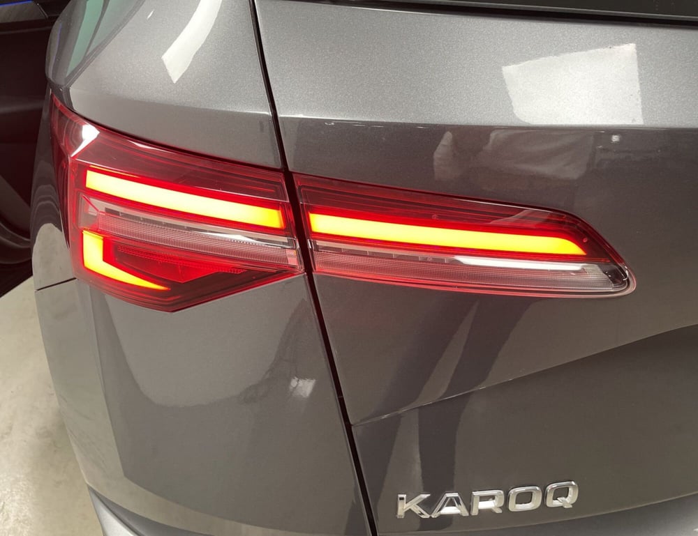 Skoda Karoq usata a Varese (19)