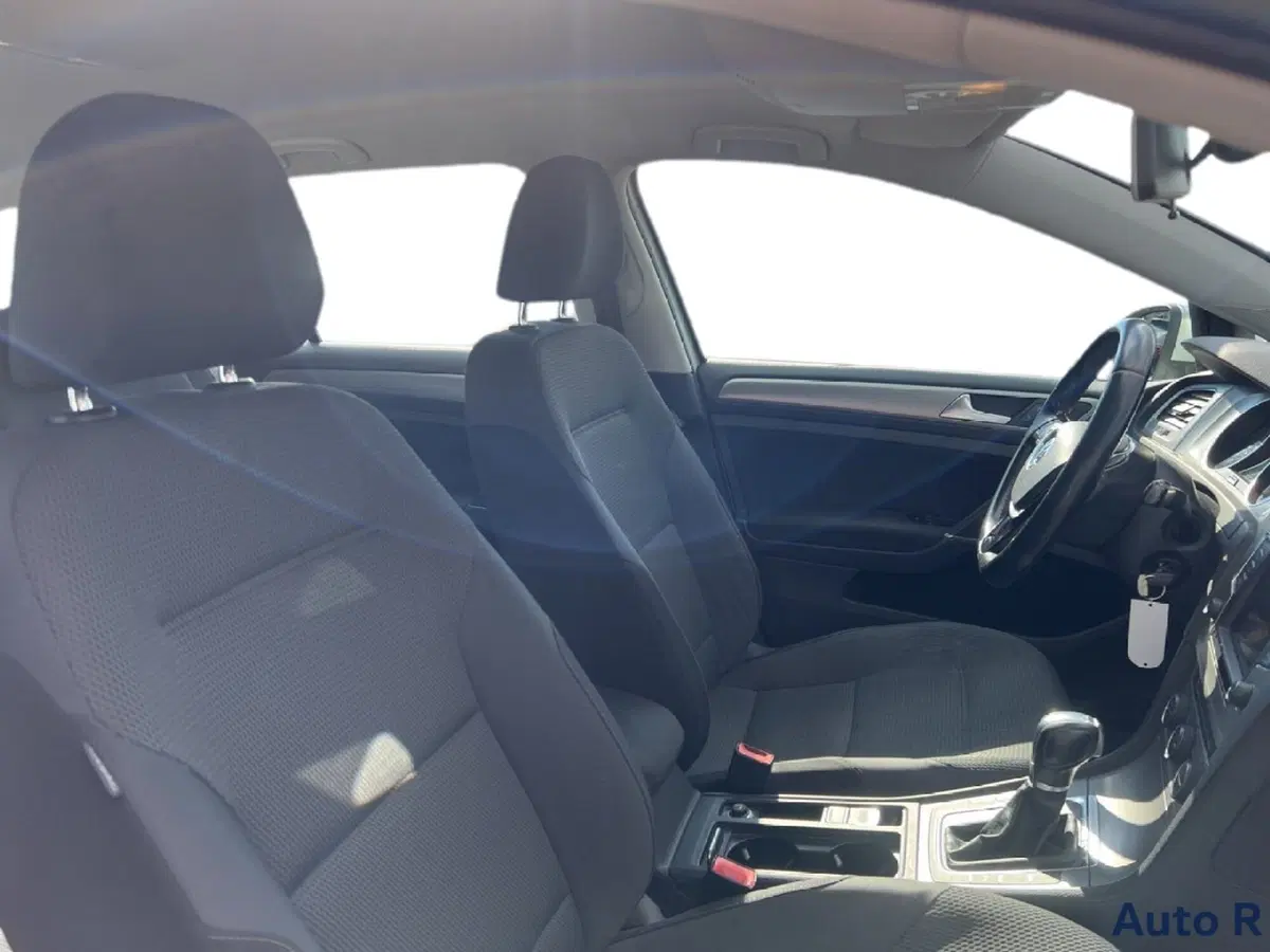 Volkswagen Golf Variant usata a Potenza (8)