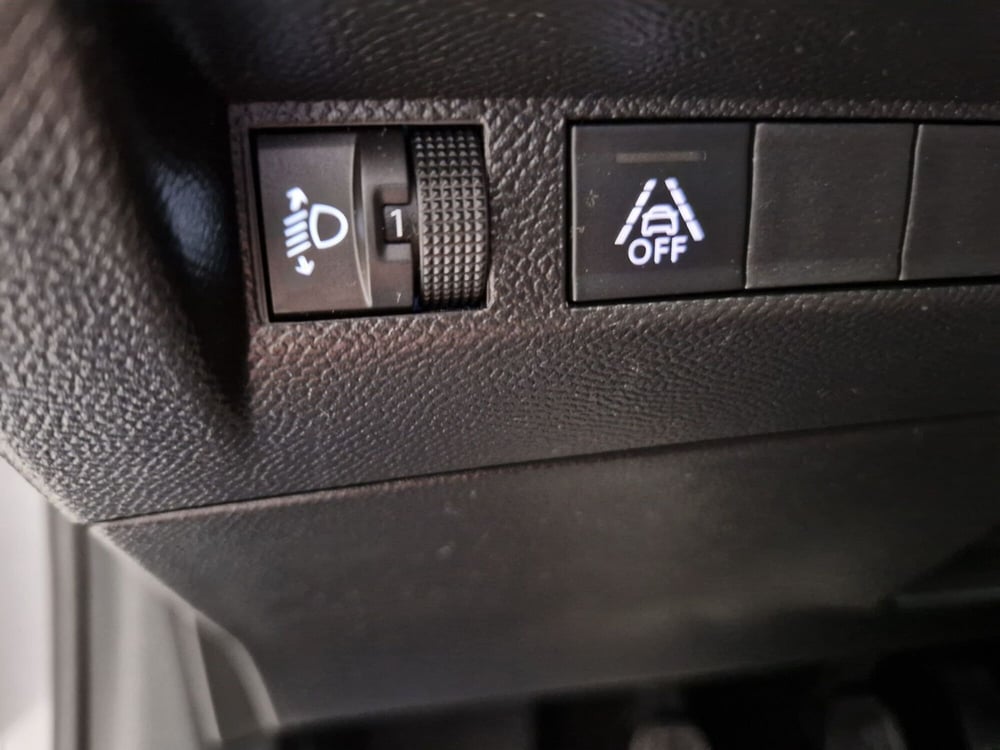 Peugeot 208 usata a Varese (15)