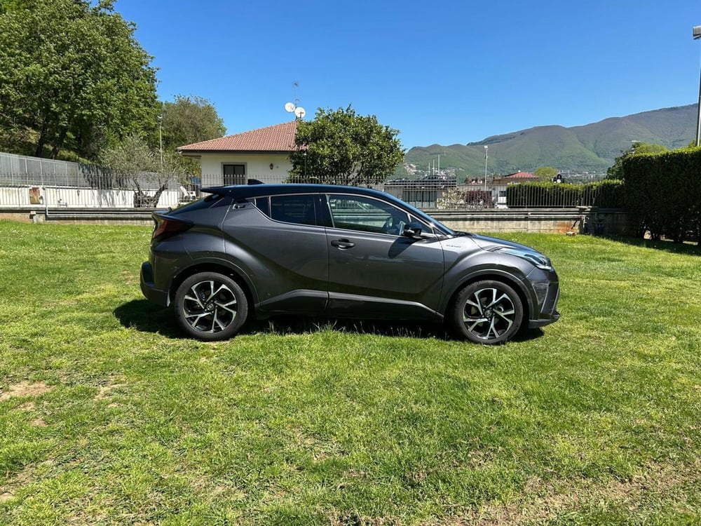 Toyota Toyota C-HR usata a Salerno (11)