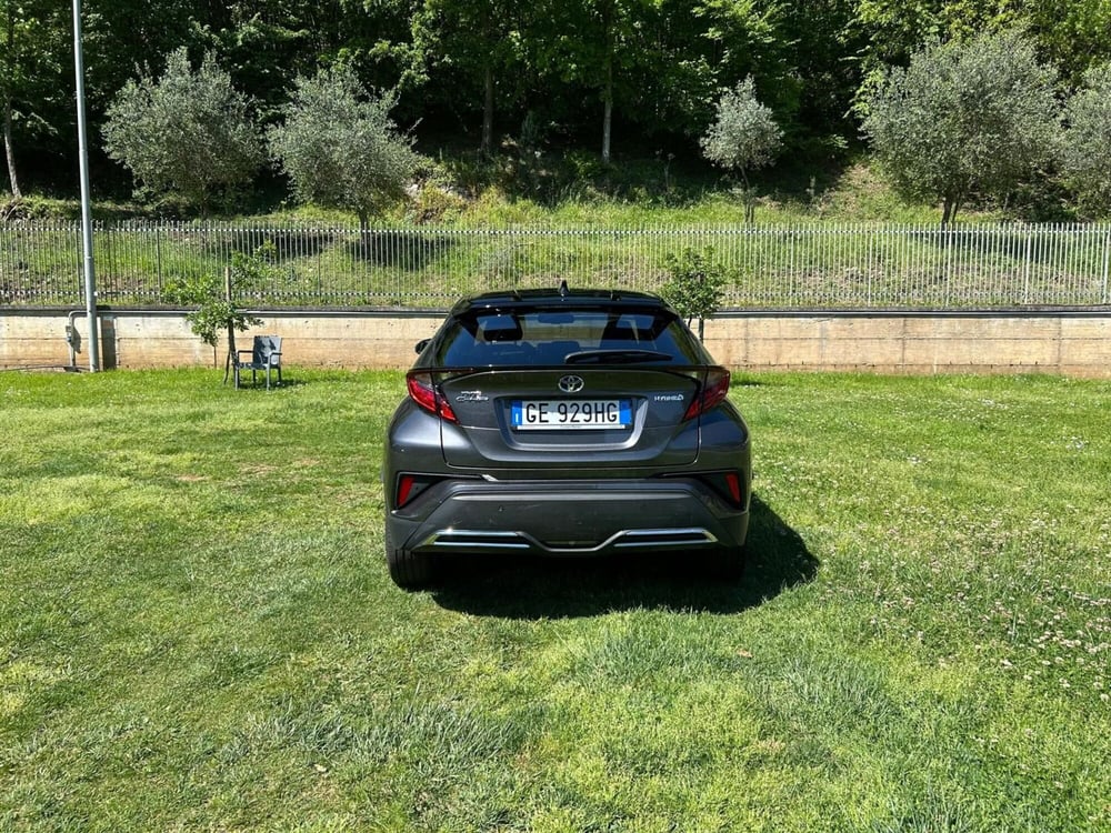 Toyota Toyota C-HR usata a Salerno (12)
