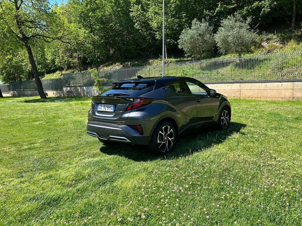 Toyota Toyota C-HR usata a Salerno (3)
