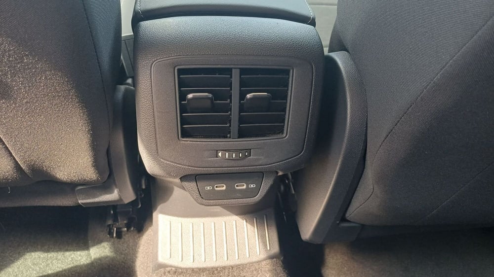 Volkswagen T-Roc usata a Padova (12)