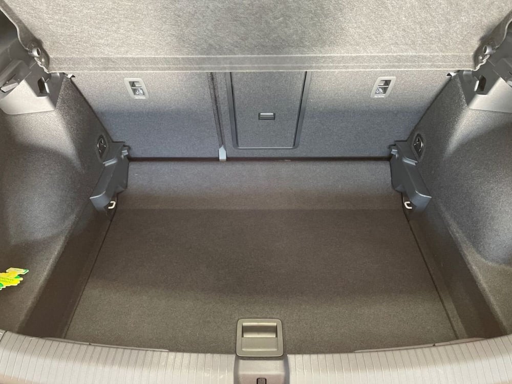 Volkswagen T-Roc usata a Pistoia (8)