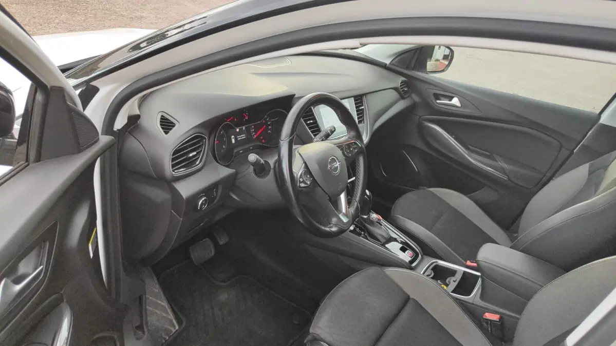 Opel Grandland X usata a Firenze (4)