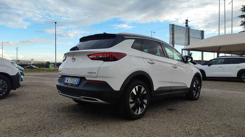 Opel Grandland X usata a Firenze (9)