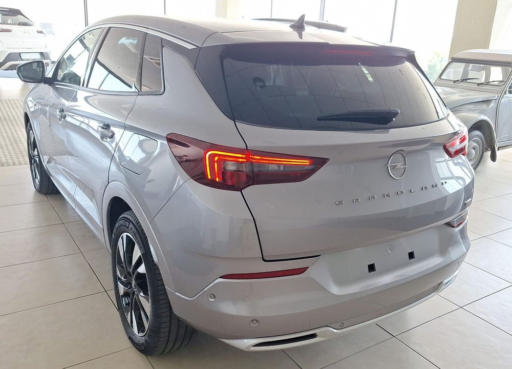 Opel Grandland nuova a Firenze (5)