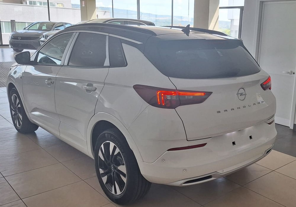 Opel Grandland nuova a Firenze (3)