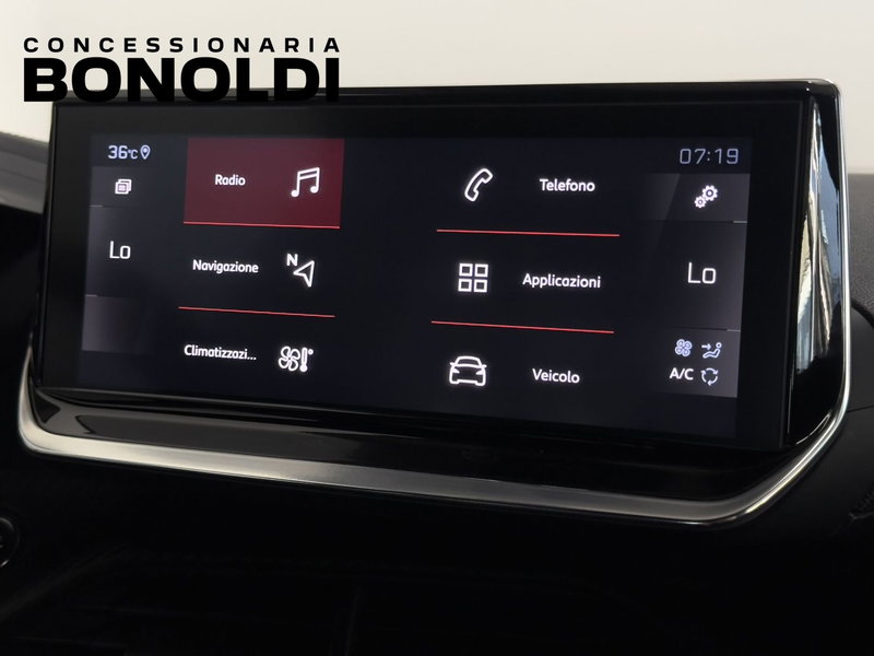 Peugeot 2008 usata a Brescia (18)