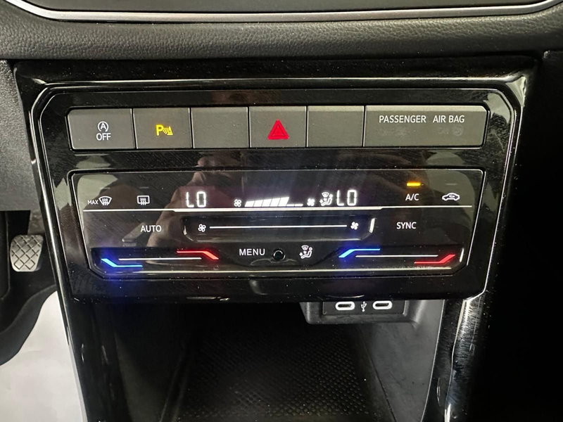 Volkswagen T-Cross usata a L'Aquila (15)