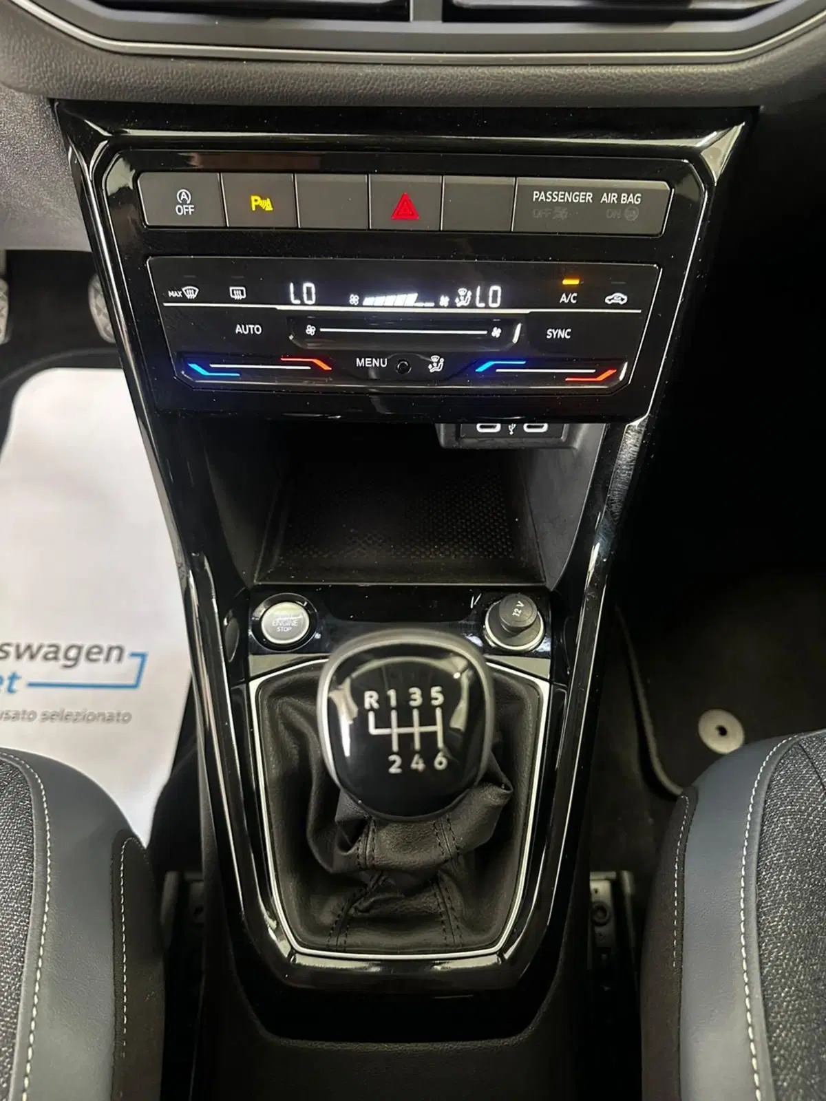 Volkswagen T-Cross usata a L'Aquila (16)