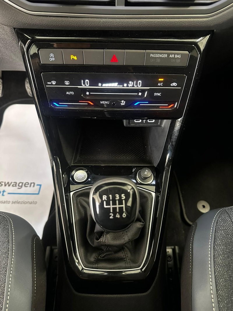 Volkswagen T-Cross usata a L'Aquila (16)