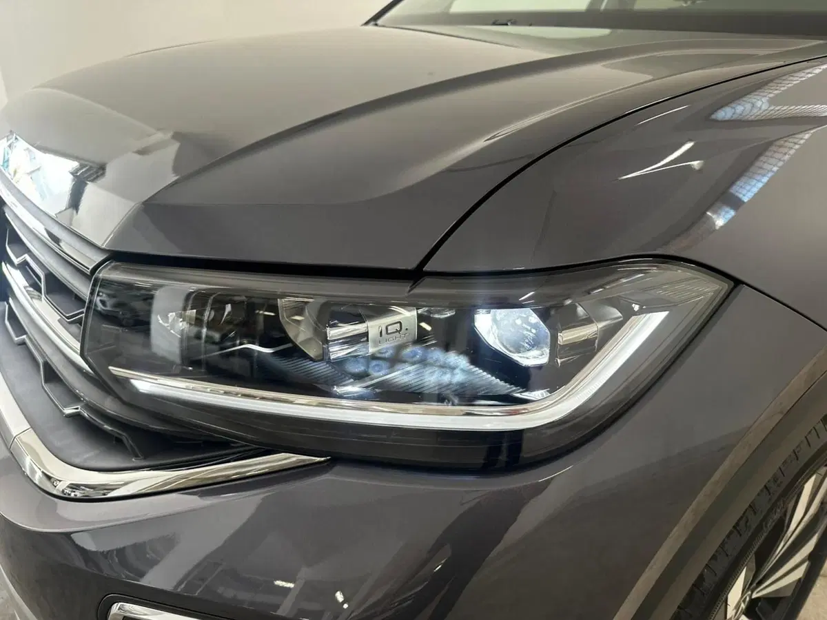 Volkswagen T-Cross usata a L'Aquila (8)