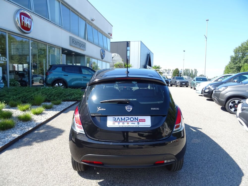 Lancia Ypsilon usata a Venezia (4)