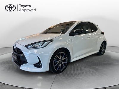 Toyota Yaris 1.5 Hybrid 5 porte Lounge del 2021 usata a Catanzaro