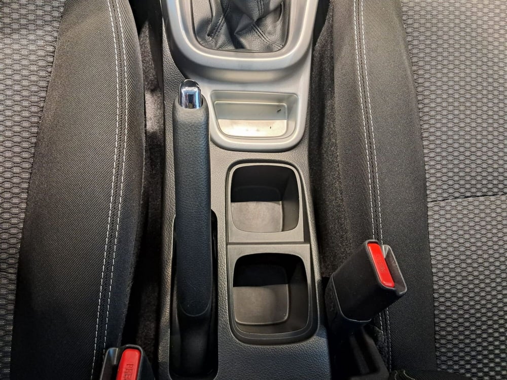 Suzuki Vitara usata a Cagliari (17)
