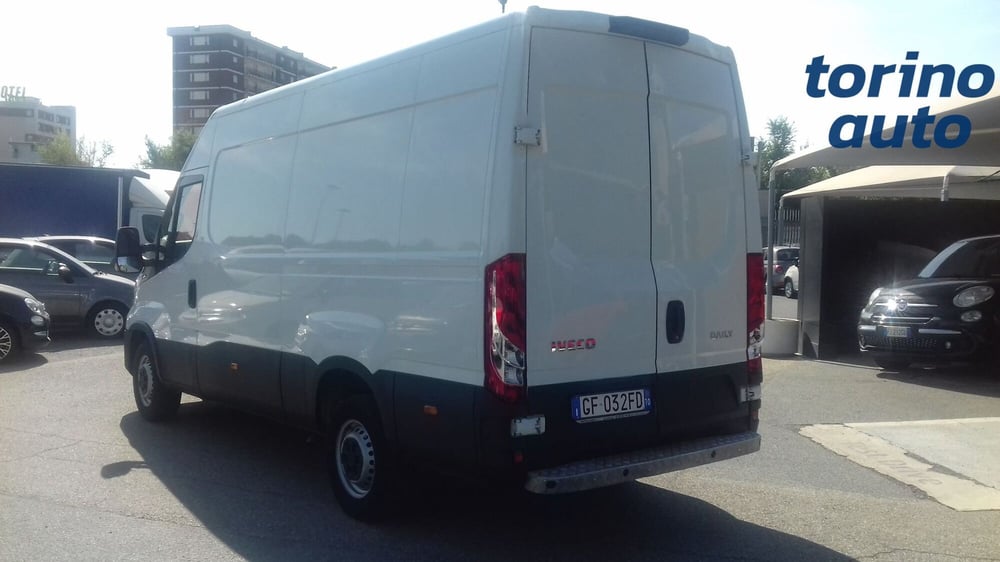 Iveco Daily Furgone usata a Torino (2)