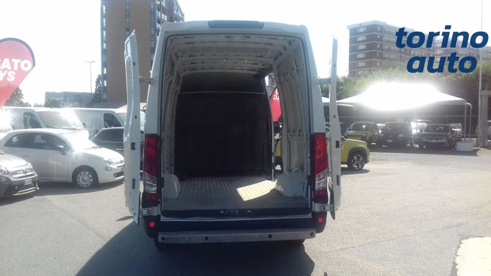 Iveco Daily Furgone usata a Torino (4)