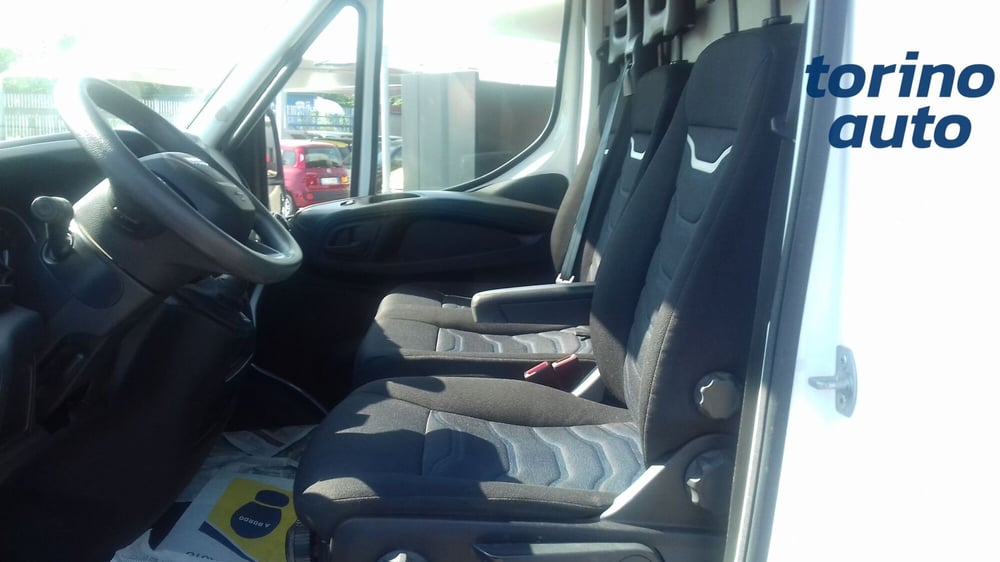 Iveco Daily Furgone usata a Torino (5)