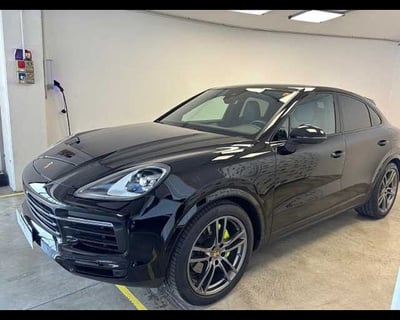 Porsche Cayenne Coup&eacute; 3.0 V6 del 2021 usata a Solaro