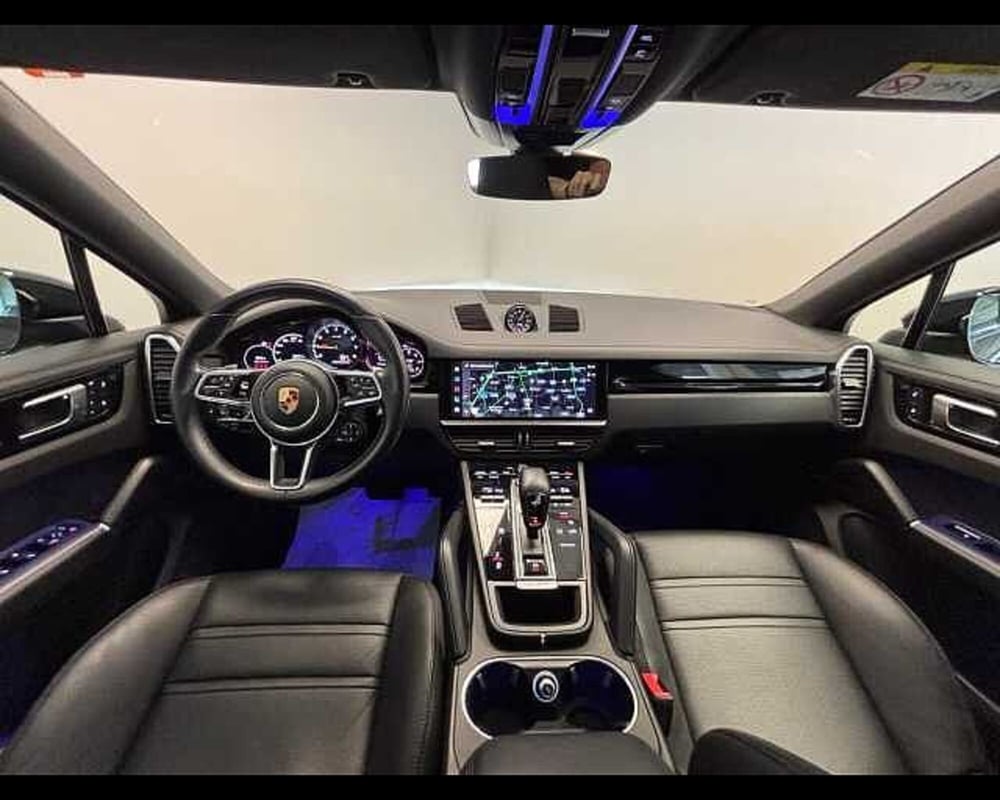 Porsche Cayenne Coupé usata a Milano (17)
