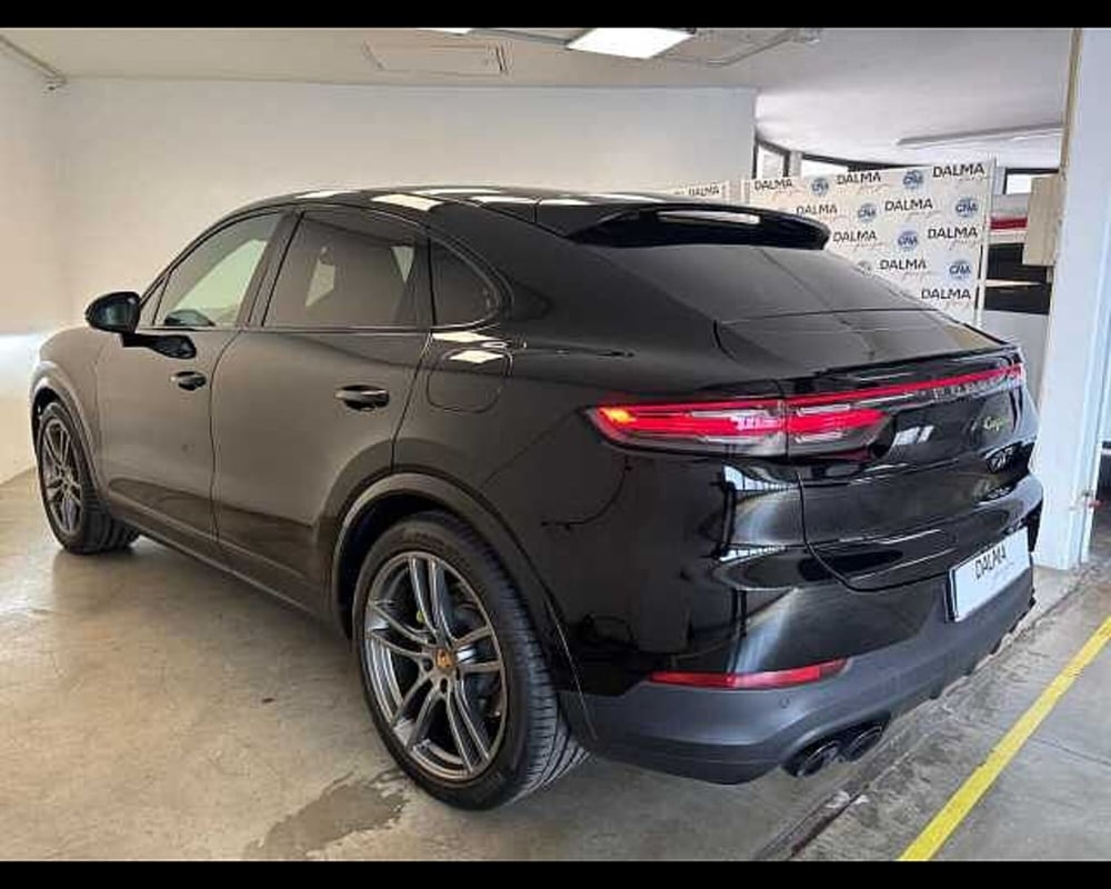Porsche Cayenne Coupé usata a Milano (6)