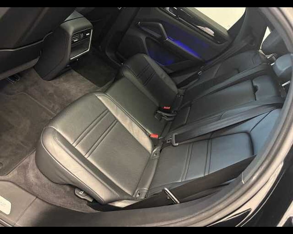 Porsche Cayenne Coupé usata a Milano (9)