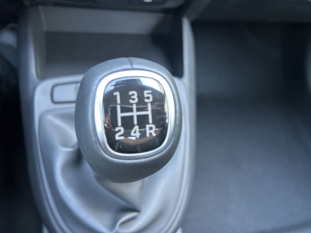 Hyundai i10 nuova a Roma (19)