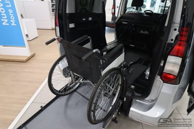 Volkswagen Caddy 2.0 TDI 122 CV Space Maxi nuova a Anzola dell&#039;Emilia