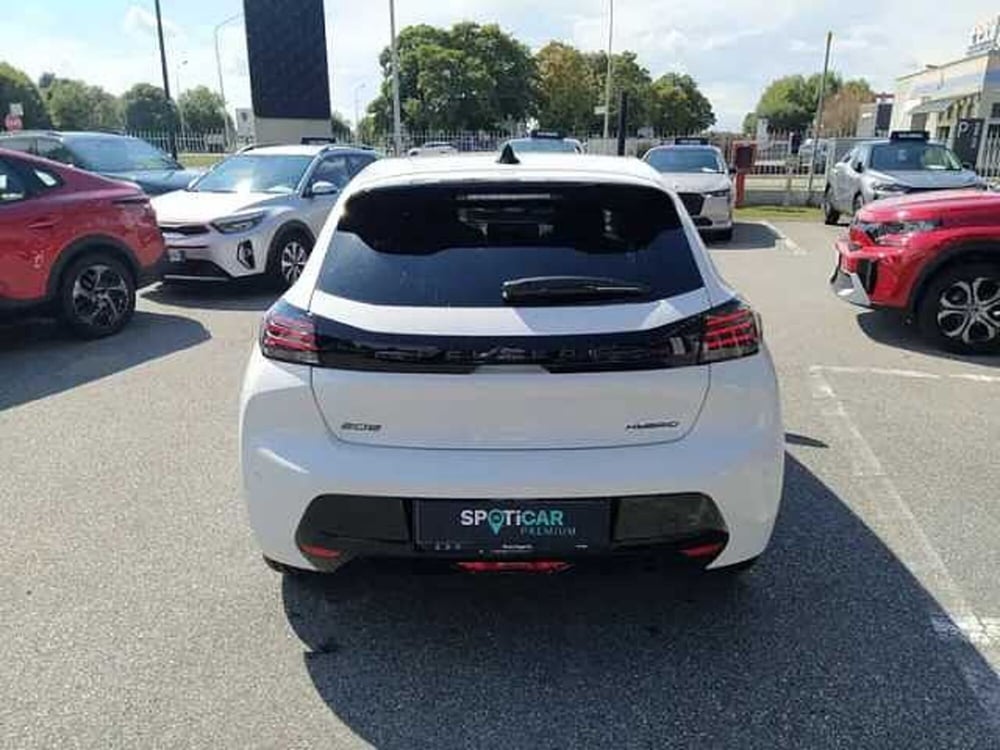Peugeot 208 nuova a Milano (6)