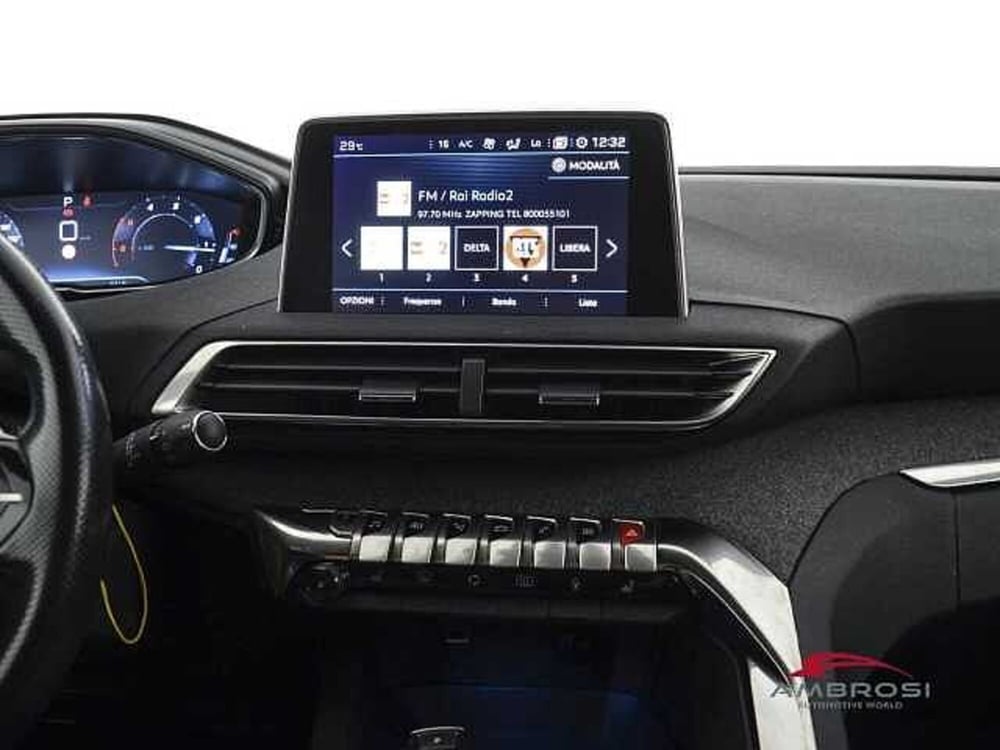 Peugeot 3008 usata a Perugia (18)