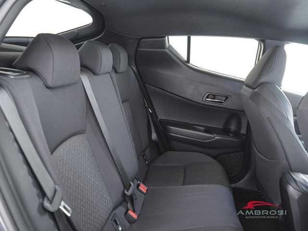 Toyota Toyota C-HR usata a Perugia (11)