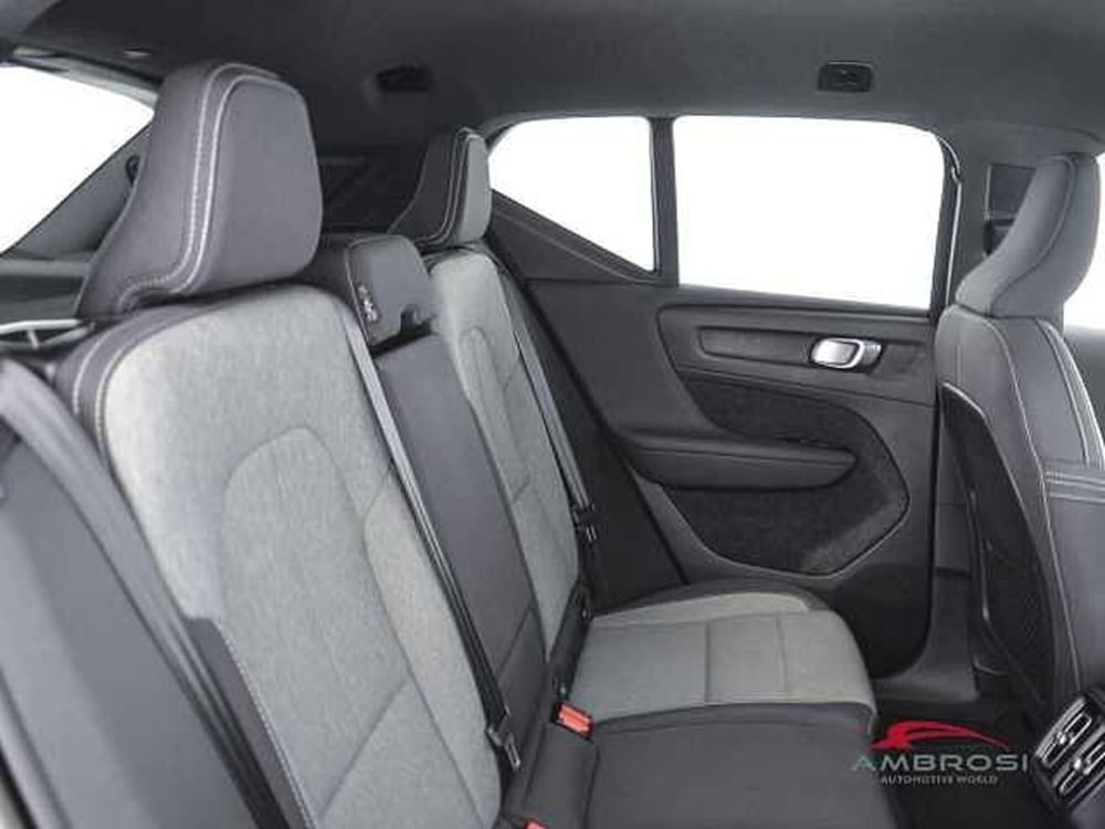 Volvo XC40 usata a Perugia (11)