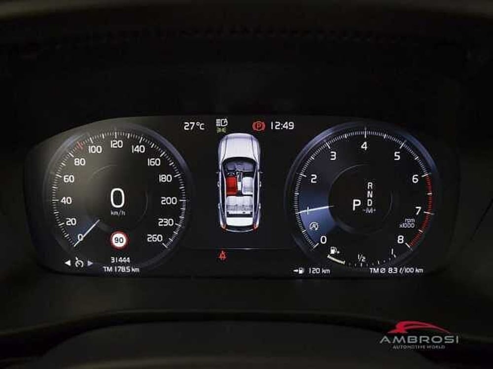 Volvo XC40 usata a Perugia (13)
