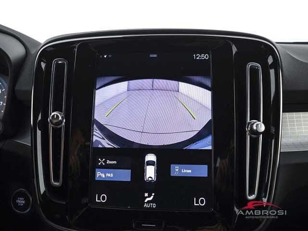 Volvo XC40 usata a Perugia (17)