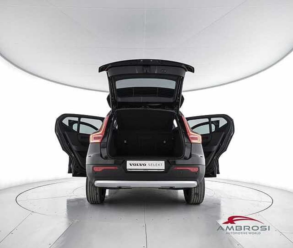 Volvo XC40 usata a Perugia (7)