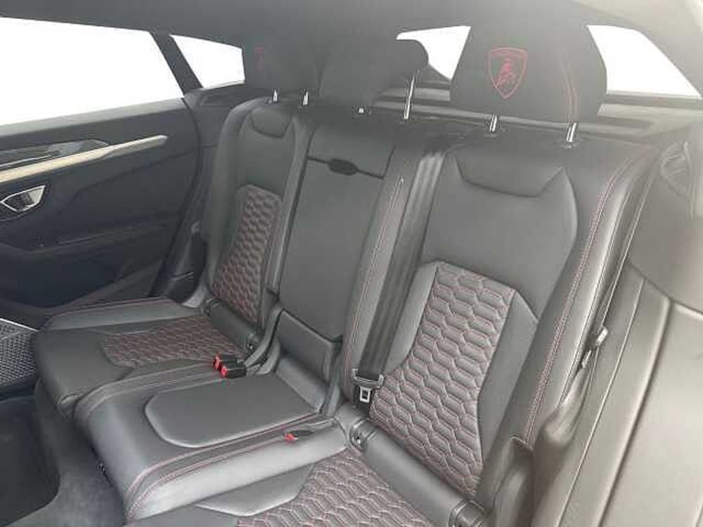 Lamborghini Urus usata a Napoli (20)