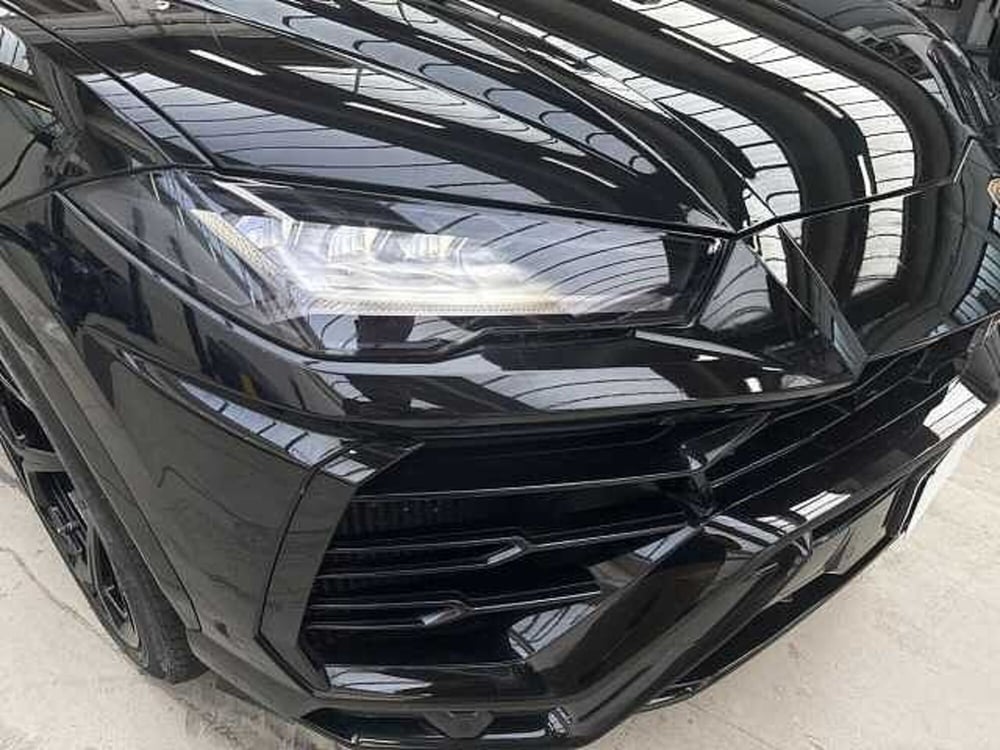 Lamborghini Urus usata a Napoli (9)