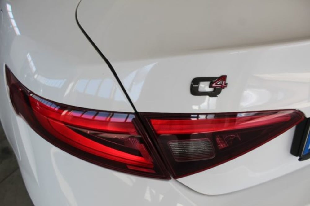 Alfa Romeo Giulia usata a Terni (20)