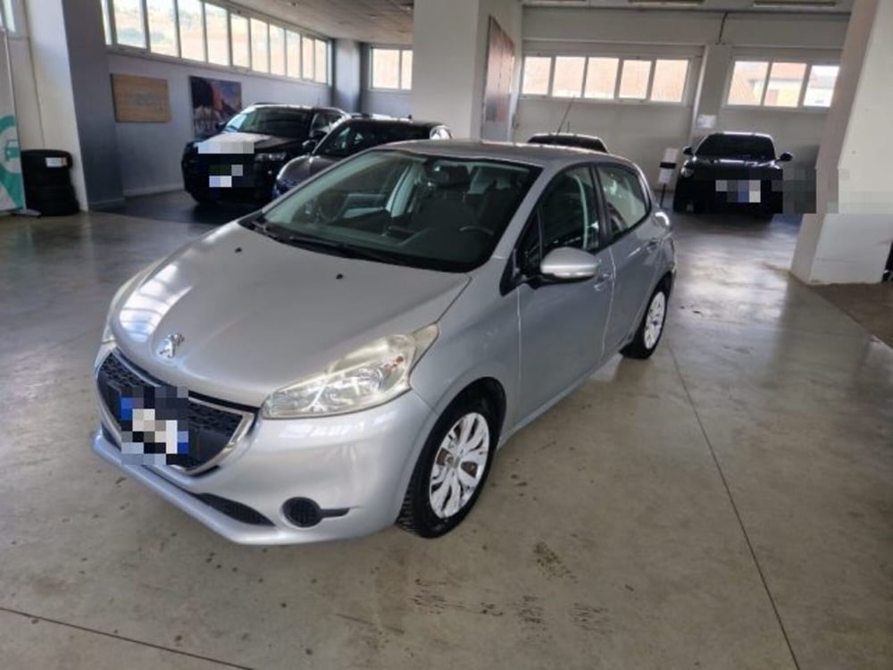 Peugeot 208 usata a Terni (2)