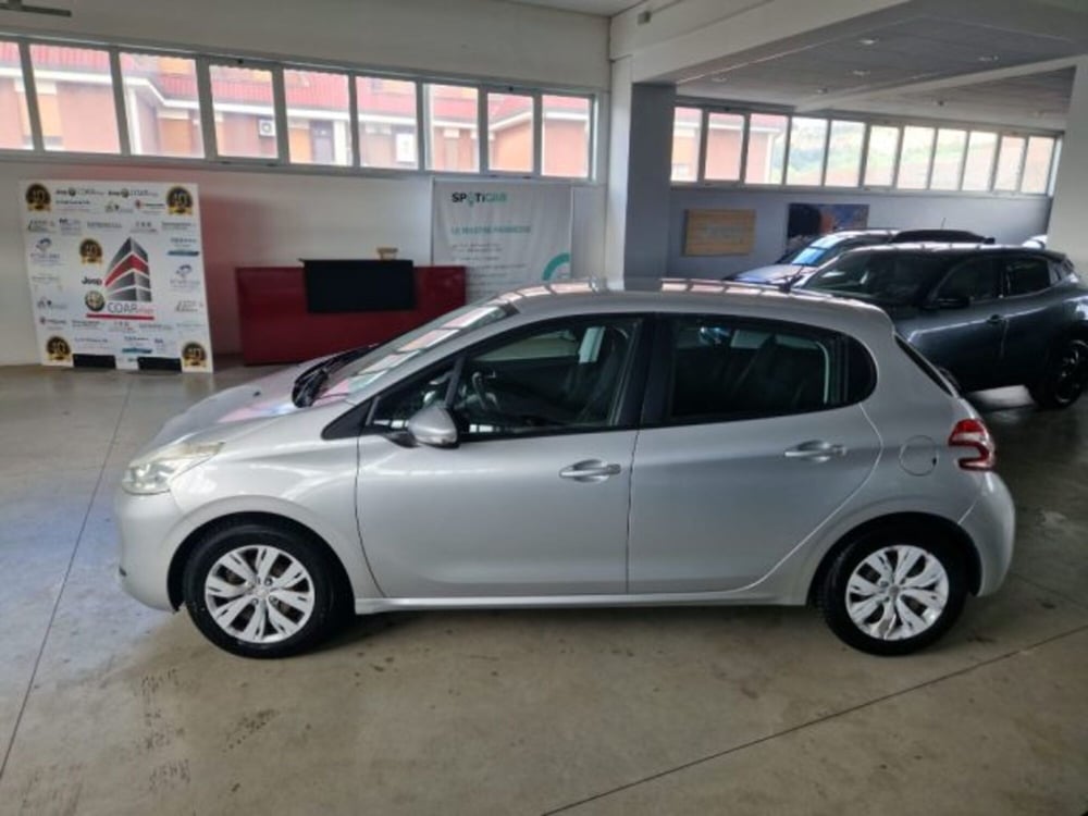 Peugeot 208 usata a Terni (5)