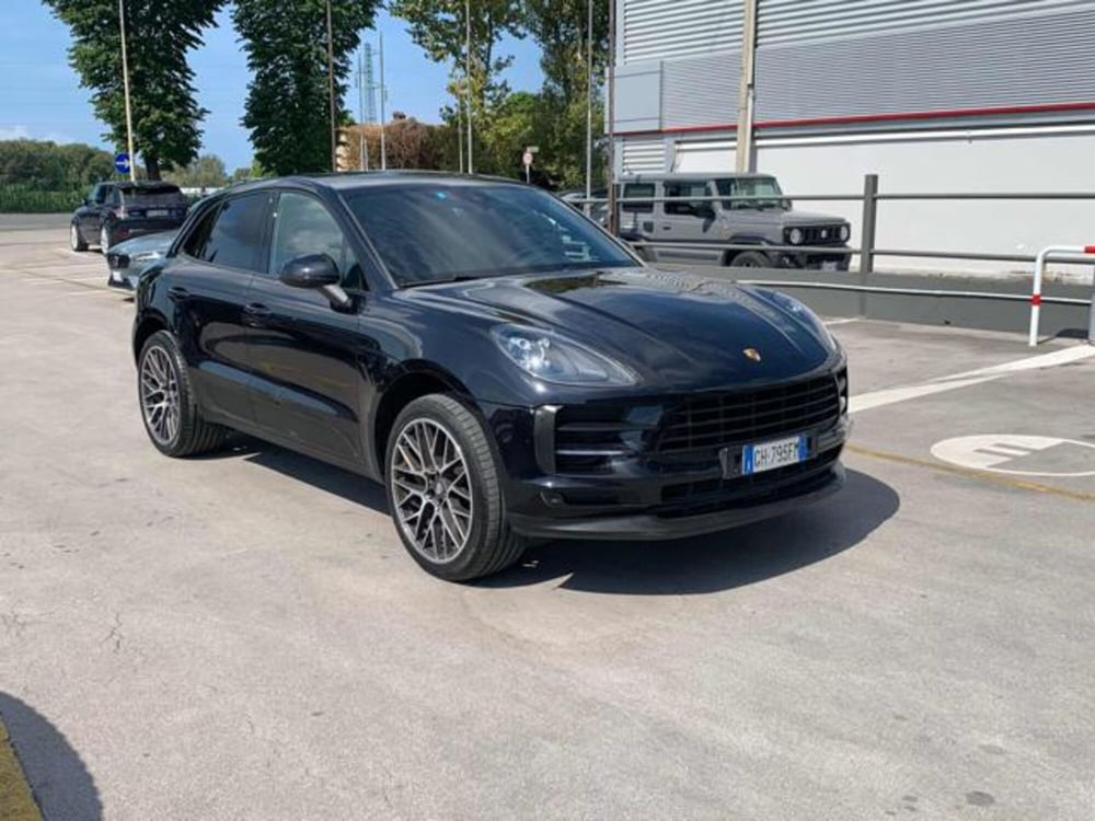 Porsche Macan usata a Lucca (3)