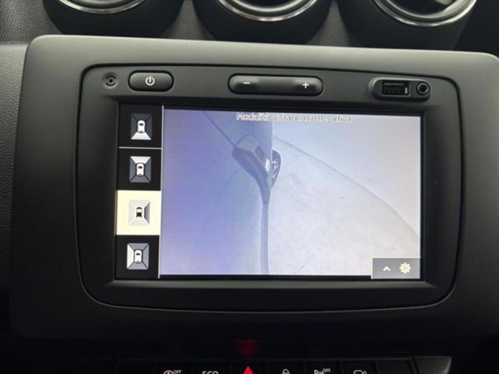 Dacia Duster usata a Como (17)